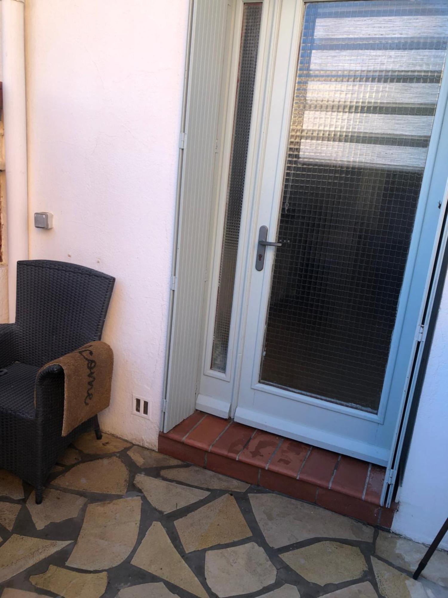 F2 Port De Canet Exterior photo